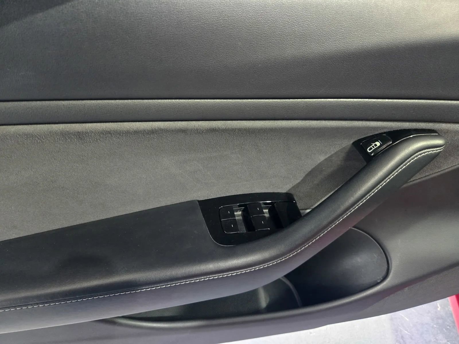 Used 2020 Tesla Model 3 Performance image 13