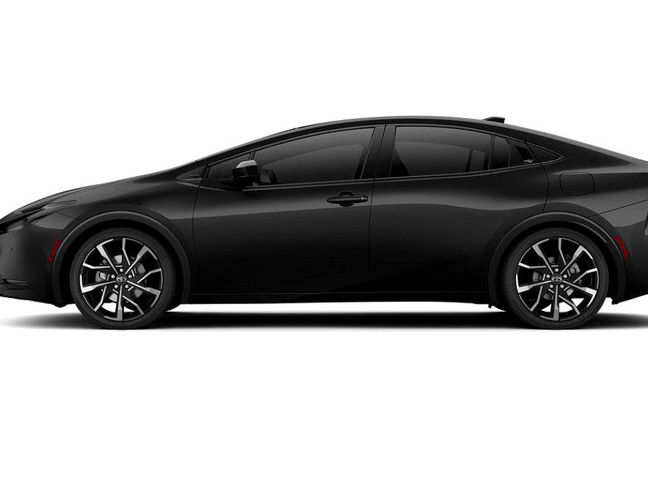 New 2026 Toyota Prius Plug-In Hybrid image 36