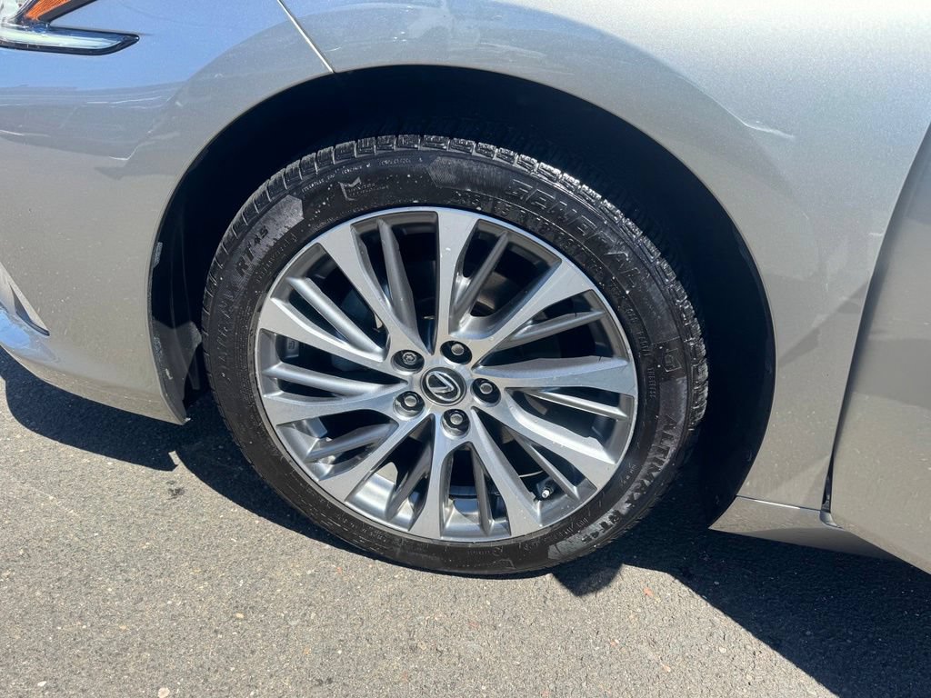 Used 2020 Lexus ES 350 w/ Premium Package FWD image 17