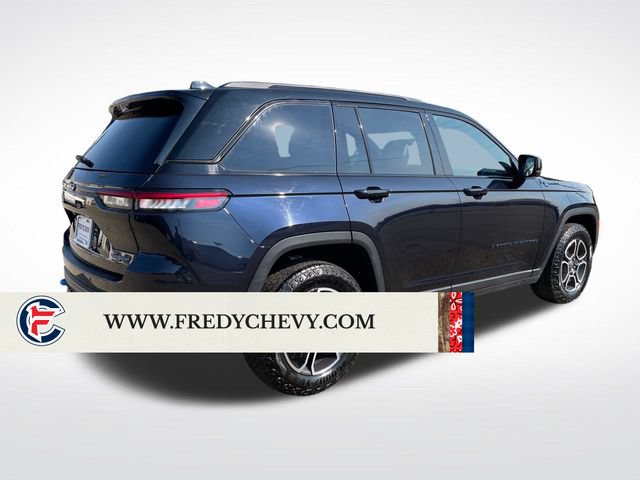 Used 2024 Jeep Grand Cherokee Trailhawk AWD/4WD image 5