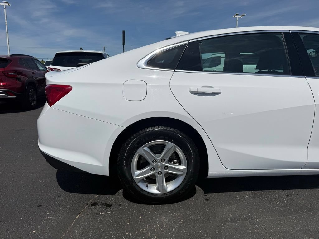 Used 2023 Chevrolet Malibu LT FWD image 27