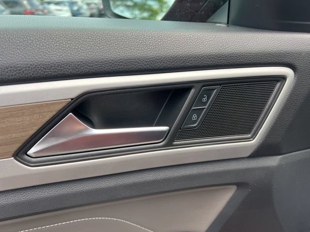 Used 2023 Volkswagen Atlas SEL AWD/4WD image 29
