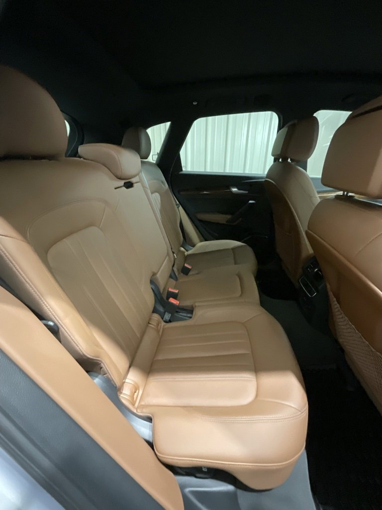 Used 2022 Audi Q5 2.0T Premium Plus image 12