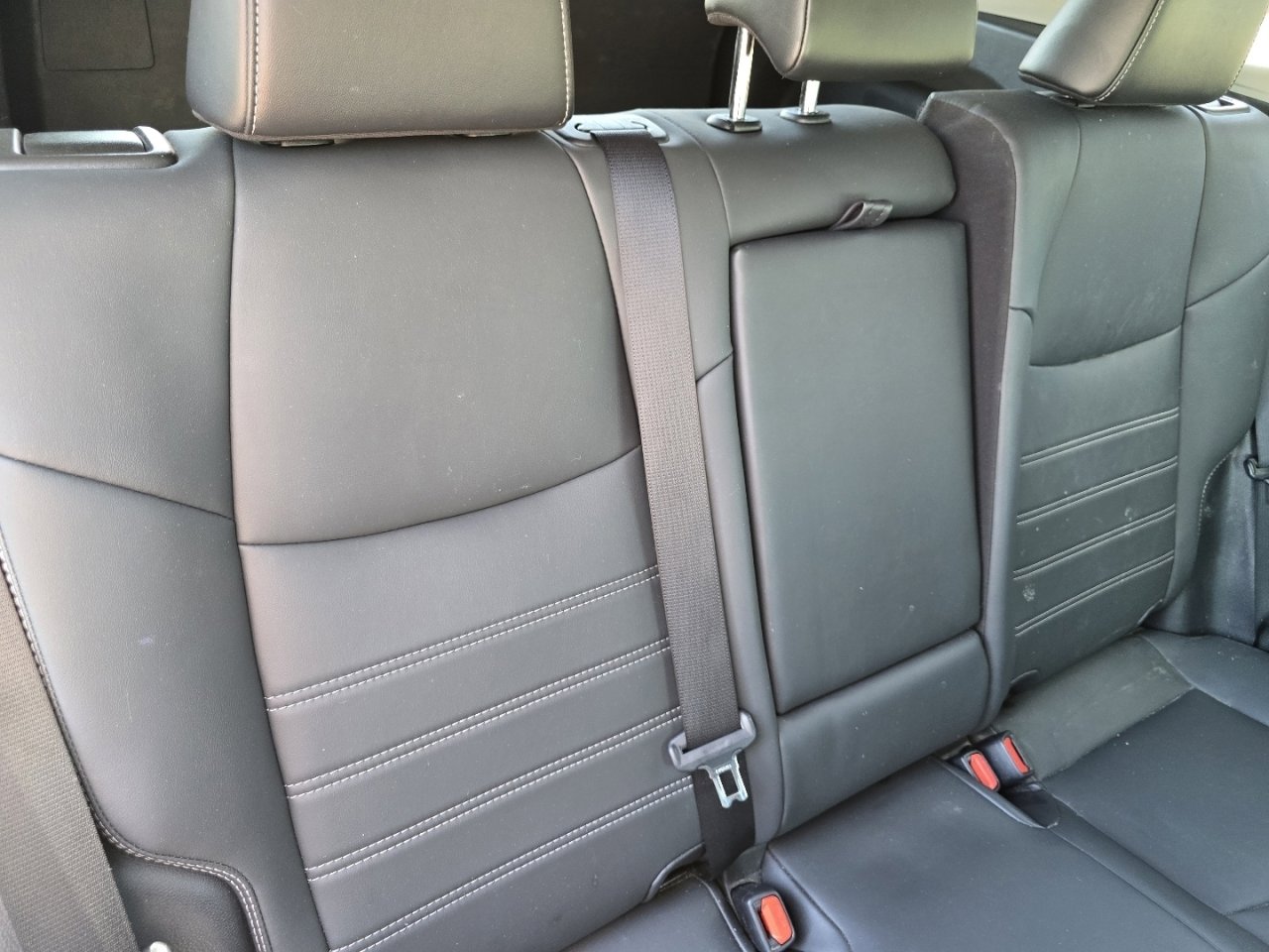 Certified 2021 Toyota RAV4 XLE Premium AWD/4WD image 19