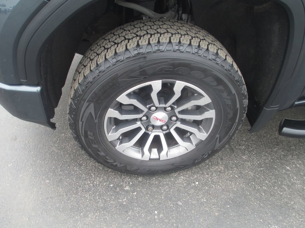 Certified 2019 GMC Sierra 1500 AT4 w/ AT4 Preferred Package AWD/4WD image 17