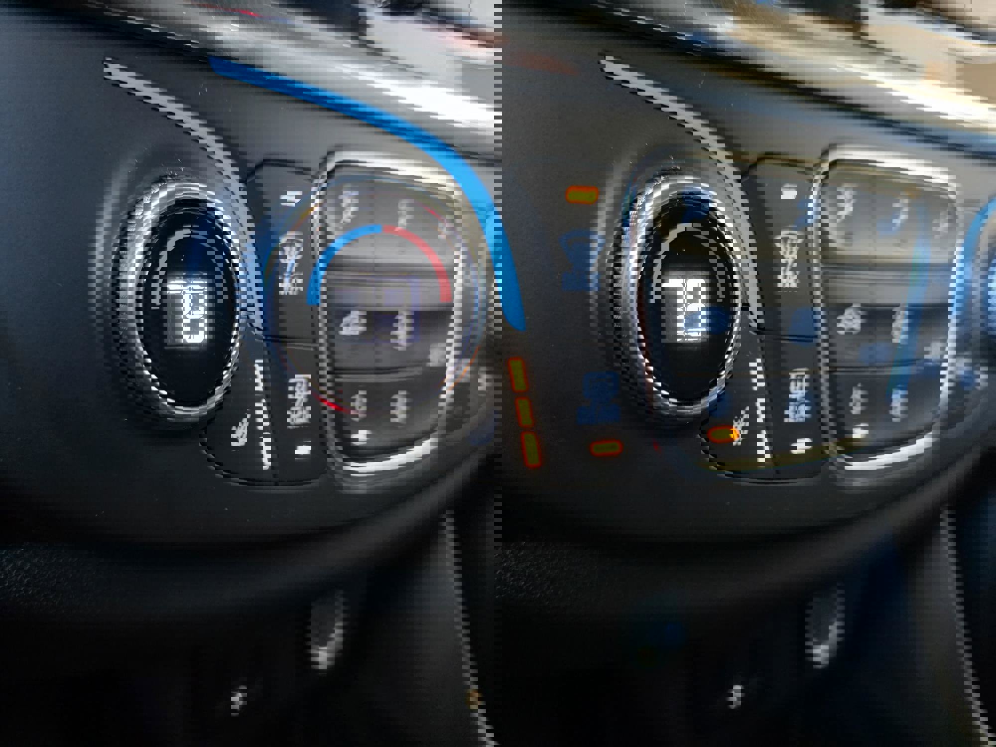 Used 2023 Chevrolet Traverse LT image 8