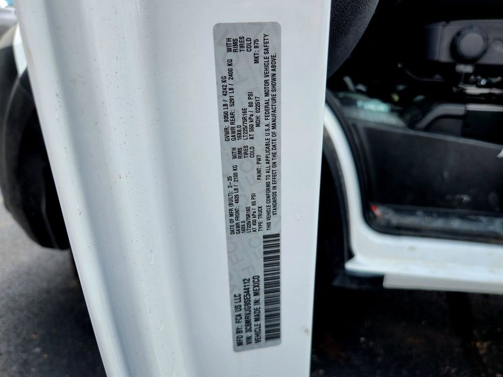 New 2025 RAM ProMaster 3500 w/ Quick Order Package 22G SLT image 35