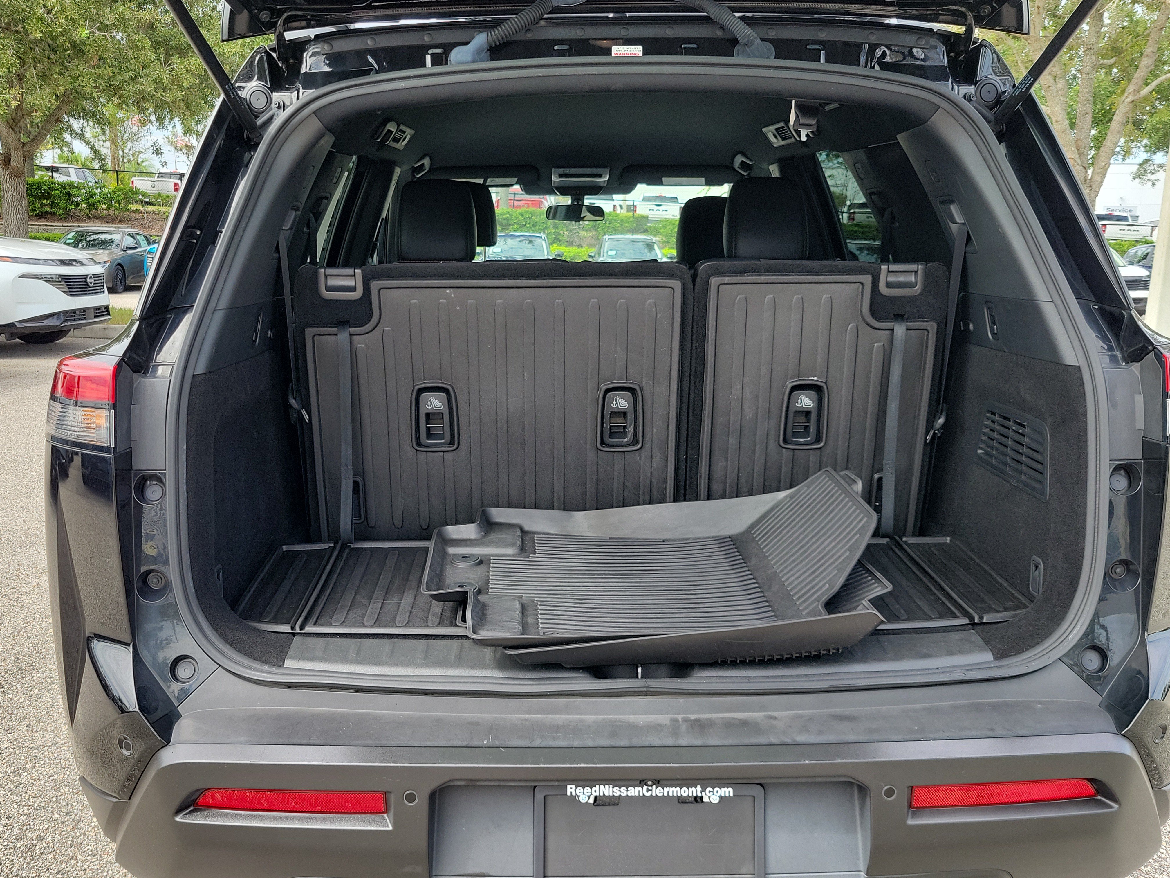Certified 2023 Nissan Pathfinder Rock Creek AWD/4WD image 14