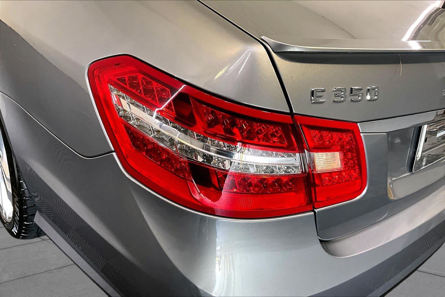 Used 2013 Mercedes-Benz E 350 4MATIC Sedan image 27