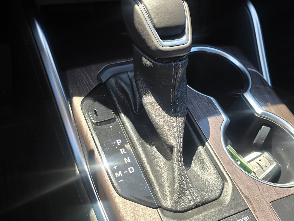 Used 2023 Toyota Highlander Platinum AWD/4WD image 28