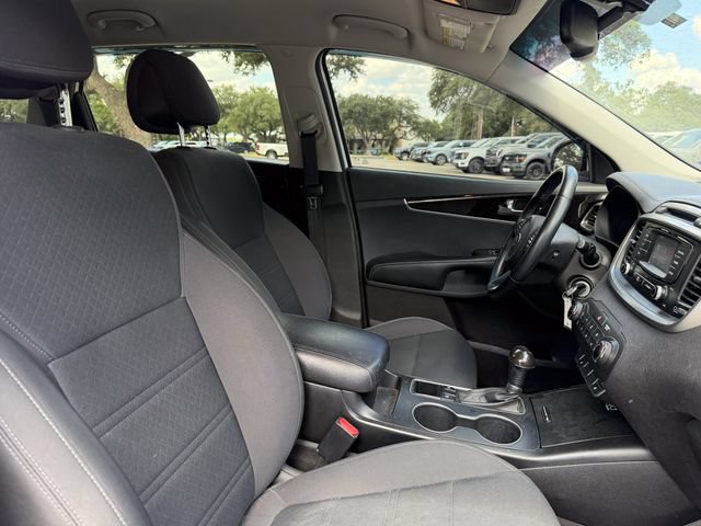 Used 2016 Kia Sorento FWD w/ LX Convenience Package image 15