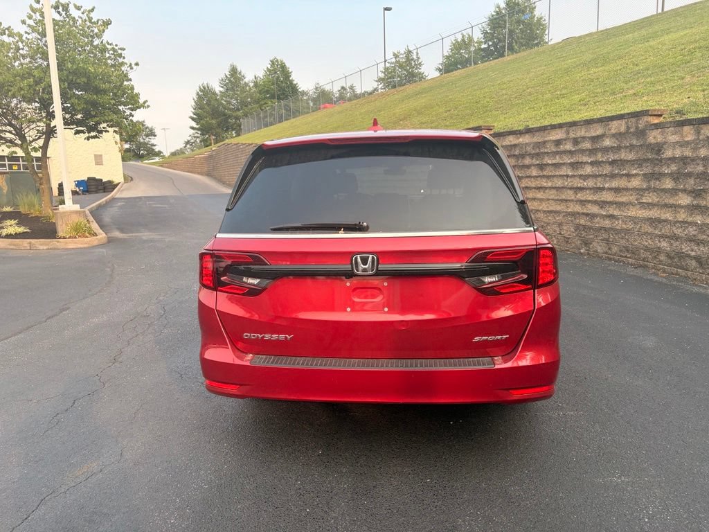 Used 2023 Honda Odyssey Sport image 7