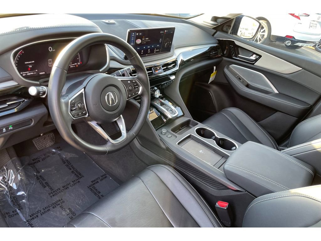 Certified 2025 Acura MDX FWD w/ Technology Package image 9