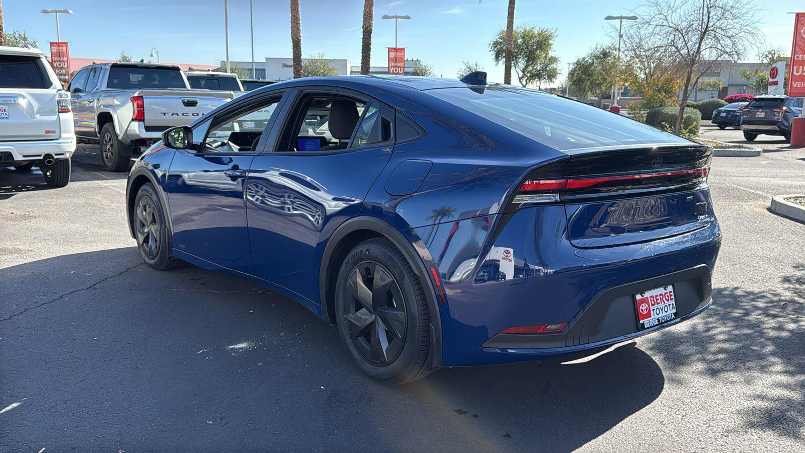 Used 2024 Toyota Prius LE image 5