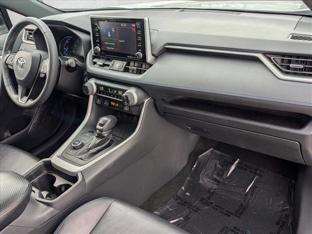 Used 2020 Toyota RAV4 XSE w/ XSE Grade Weather Package AWD/4WD image 22