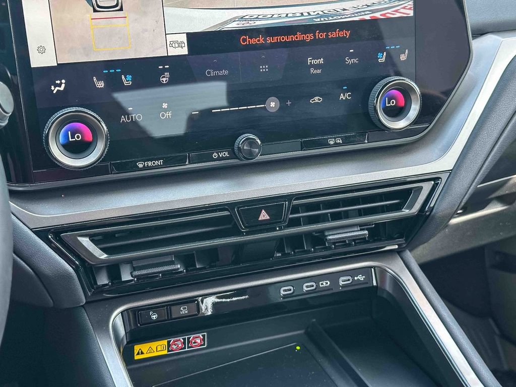 Used 2025 Lexus TX 350 AWD w/ Technology Package image 35