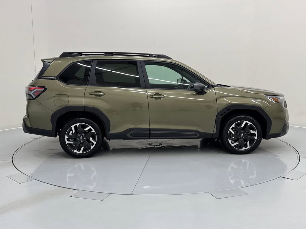 Used 2026 Subaru Forester Limited AWD/4WD image 7