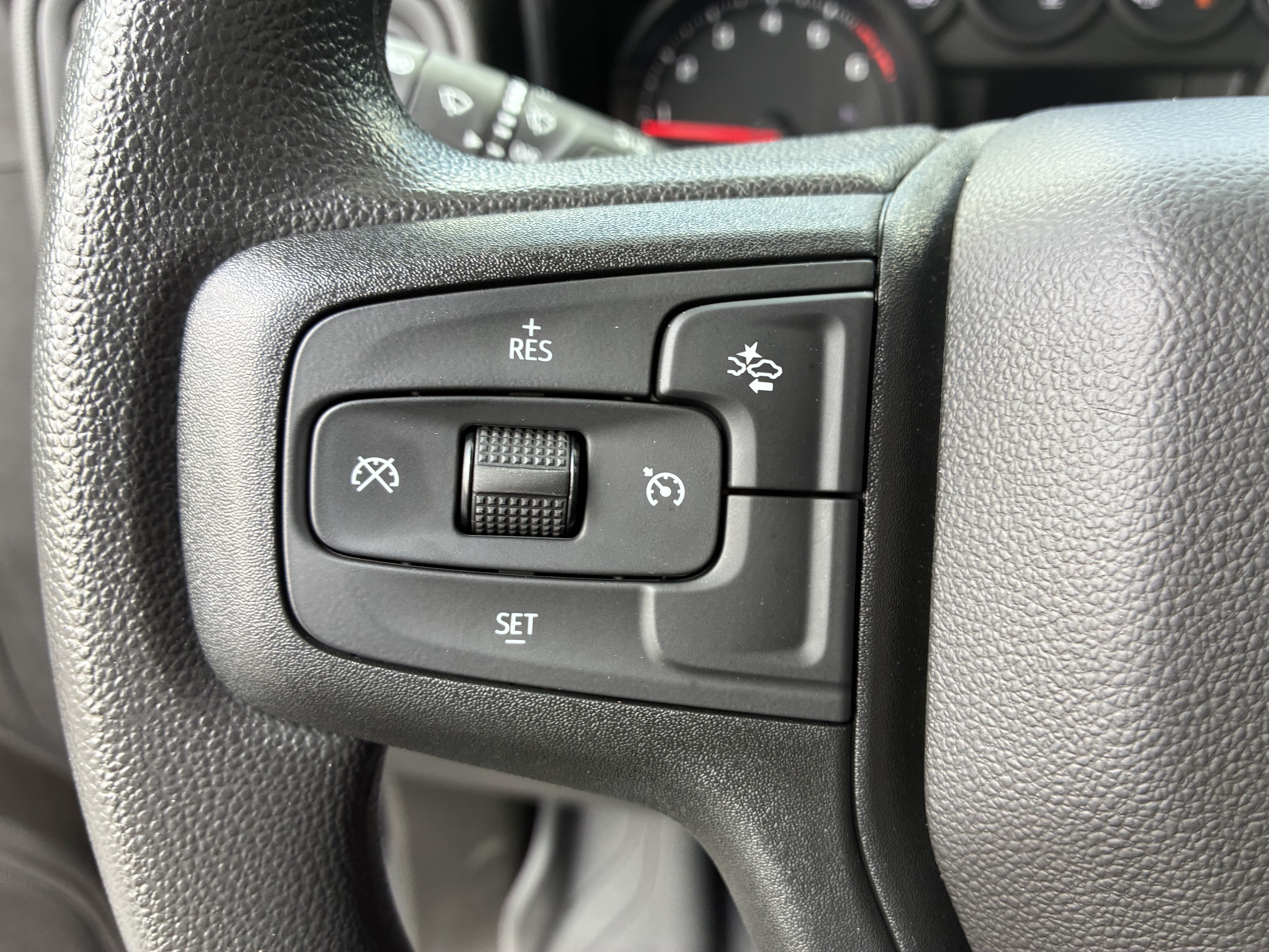 Used 2026 Chevrolet Silverado 2500 Custom w/ Custom Value Package AWD/4WD image 29