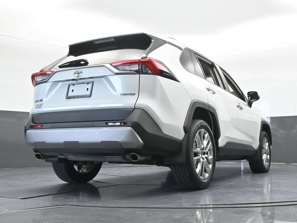 Used 2023 Toyota RAV4 Limited FWD image 57
