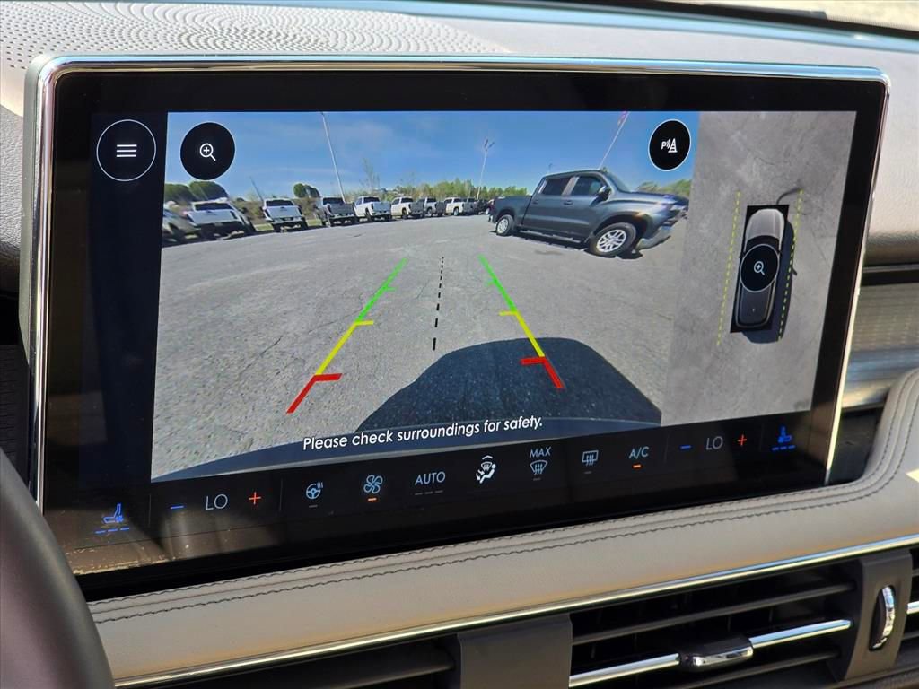 Used 2023 Lincoln Corsair FWD w/ Equipment Group 101A image 5