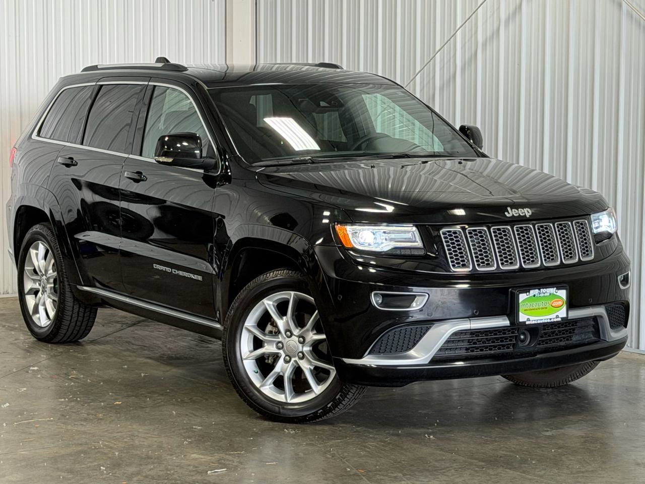 Used 2016 Jeep Grand Cherokee Summit w/ Platinum Series Group AWD/4WD image 21