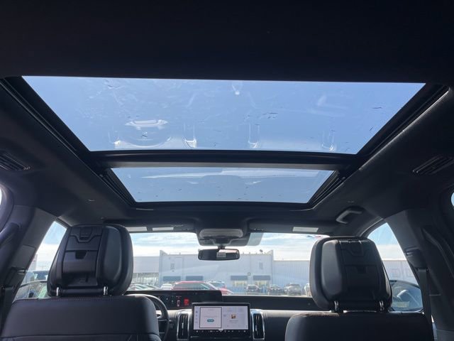 New 2026 Ford Expedition Tremor image 9