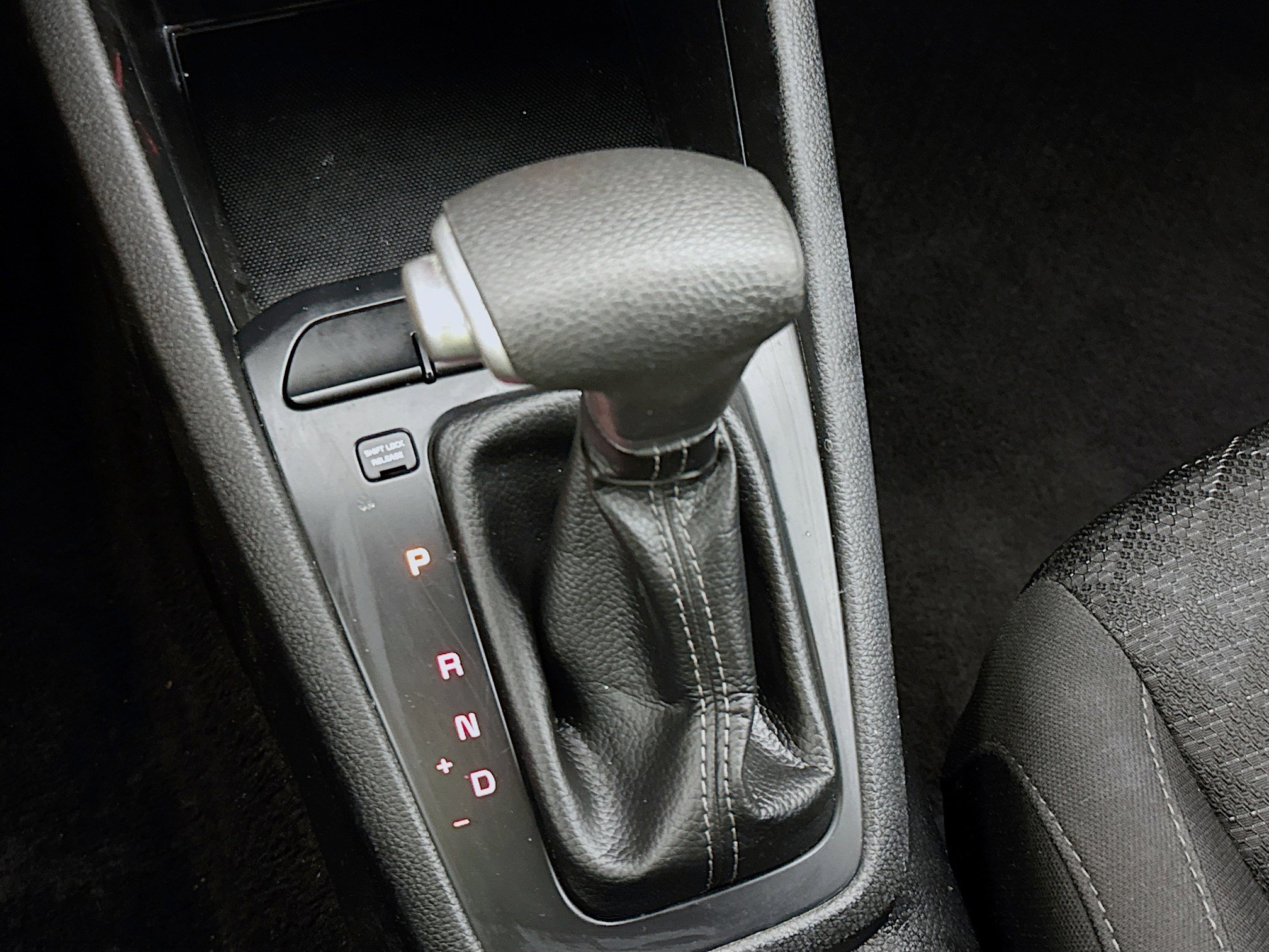 Used 2023 Kia Rio S w/ Technology Package image 31