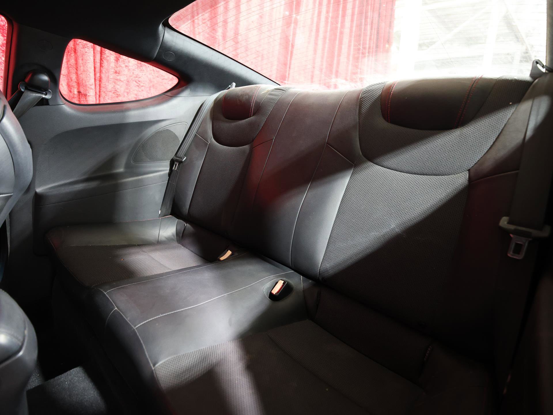 Used 2014 Hyundai Genesis 3.8 image 14