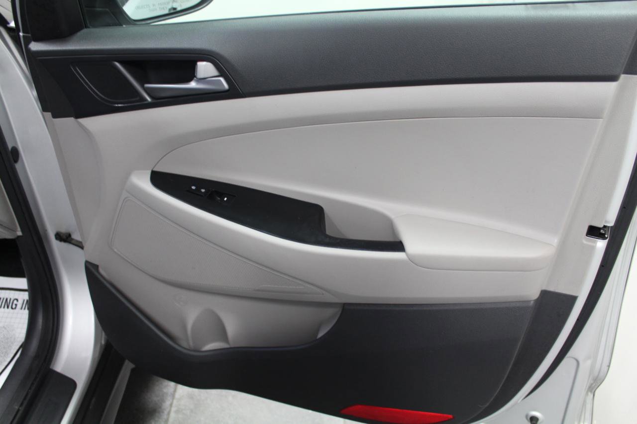 Used 2016 Hyundai Tucson SE w/ Option Group 12 image 23