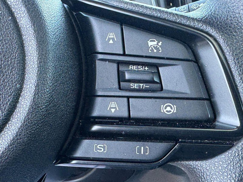 Used 2024 Subaru Crosstrek 2.0i Premium image 17