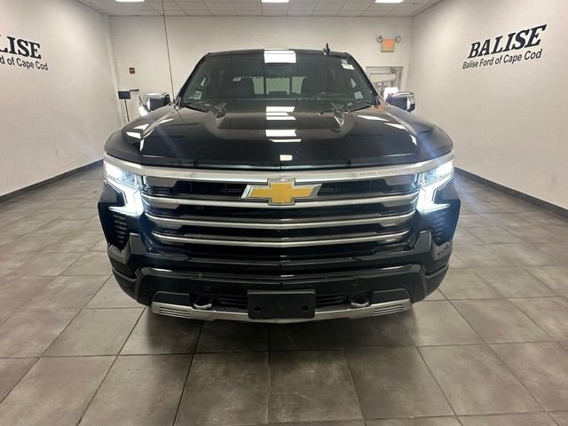 Used 2024 Chevrolet Silverado 1500 High Country w/ Technology Package AWD/4WD image 33