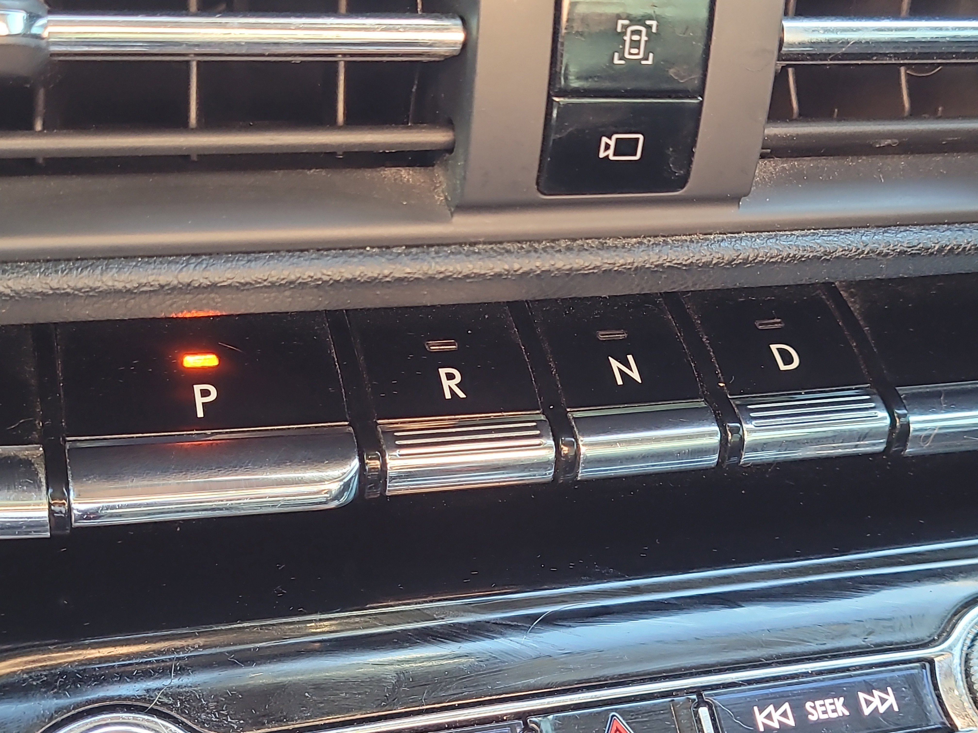 Used 2022 Lincoln Corsair FWD w/ Towing Package image 25