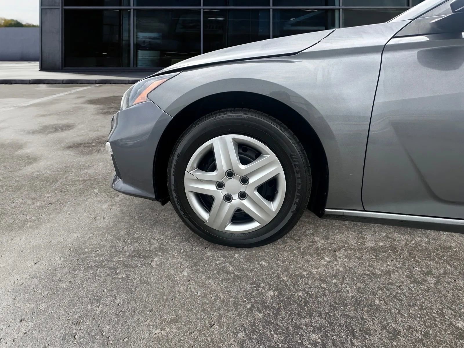 Used 2022 Nissan Altima 2.5 S image 14