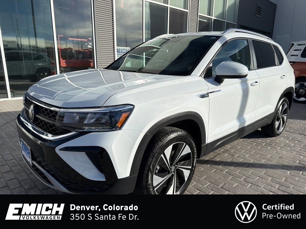Certified 2024 Volkswagen Taos SE w/ Panoramic Sunroof Package image 1
