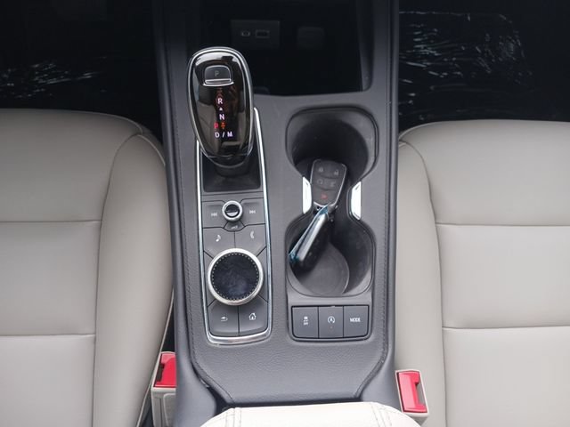 Used 2021 Cadillac XT4 Luxury w/ Cold Weather Package FWD image 11