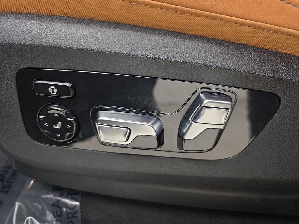 Certified 2024 BMW X5 M60i w/ Executive Package image 13