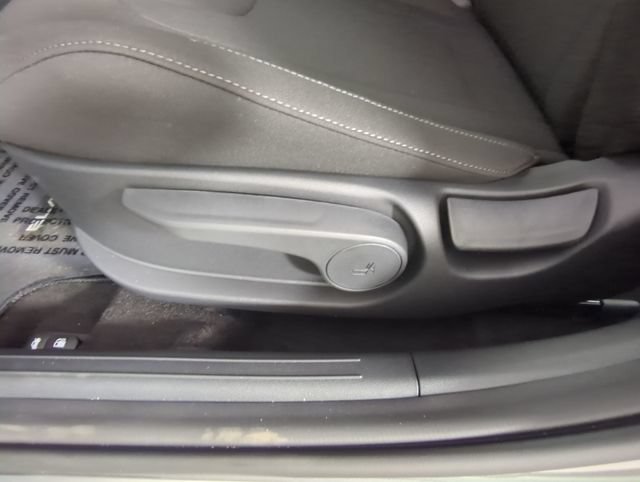 New 2026 Hyundai Elantra Sport FWD image 30
