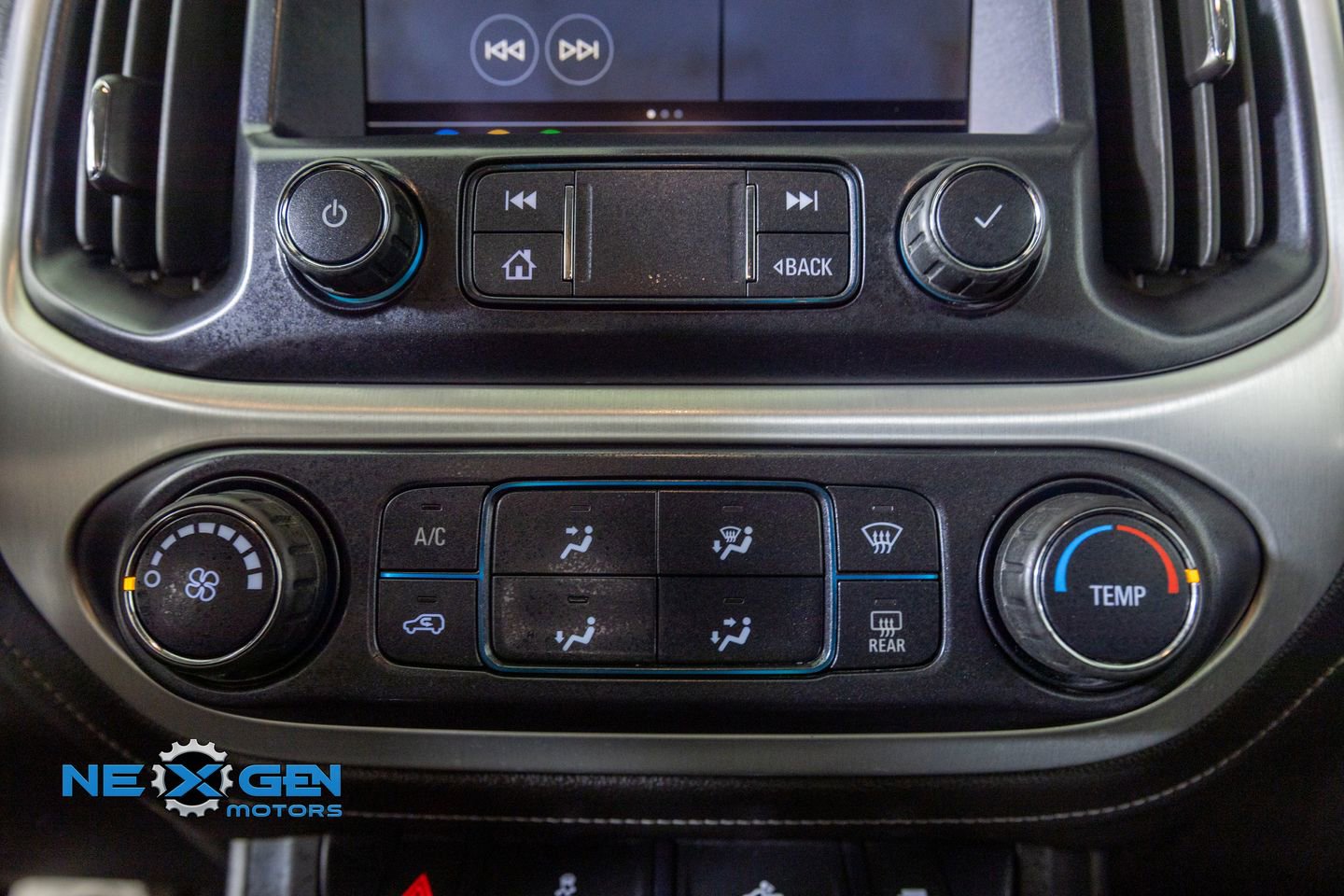 Used 2020 GMC Canyon SLE w/ Elevation Edition image 19