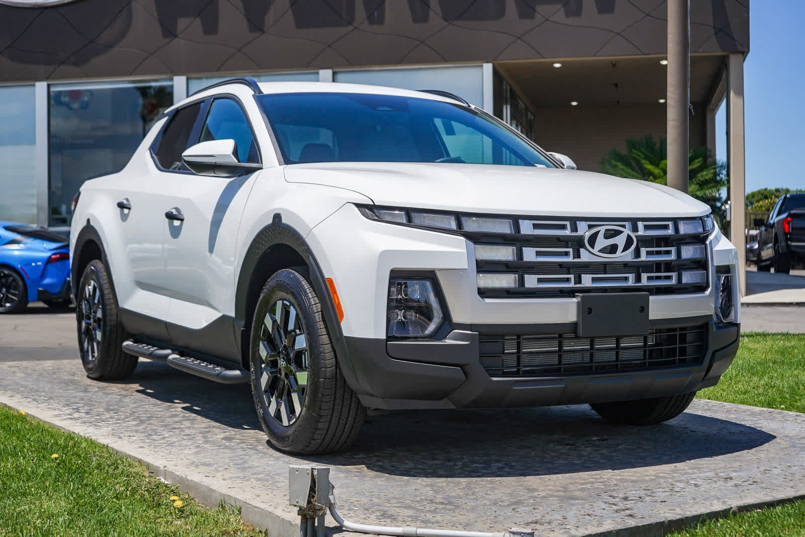 New 2026 Hyundai Santa Cruz SEL FWD image 3