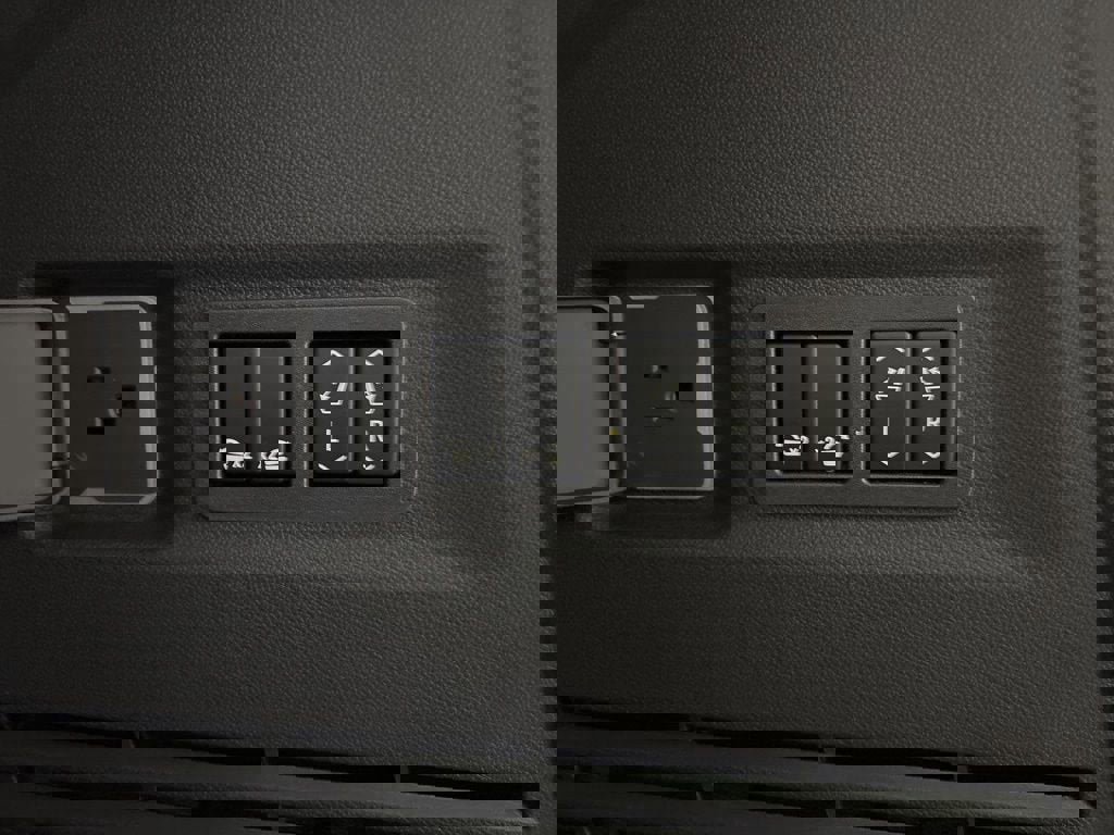 New 2026 Chevrolet Suburban High Country image 33