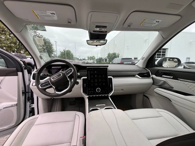 Used 2024 GMC Acadia Denali w/ Super Cruise Package AWD/4WD image 12
