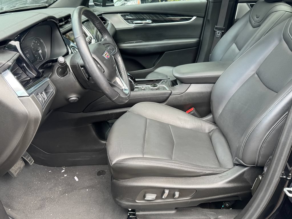 Used 2023 Cadillac XT6 Premium Luxury AWD/4WD image 27