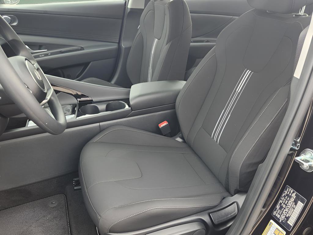 New 2026 Hyundai Elantra Blue image 13