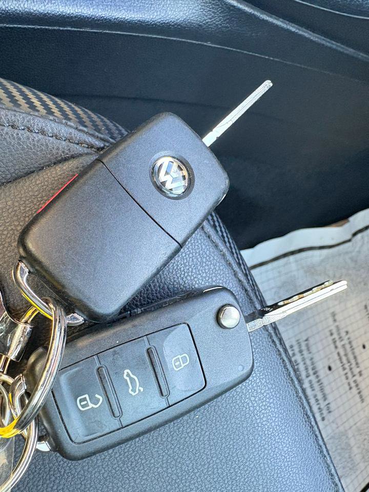 Used 2013 Volkswagen Beetle 2.5 image 43