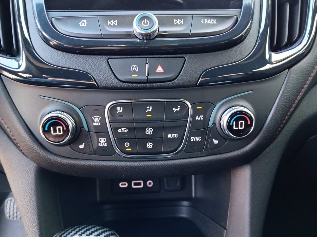 Used 2022 Chevrolet Equinox RS w/ RS Leather Package FWD image 21