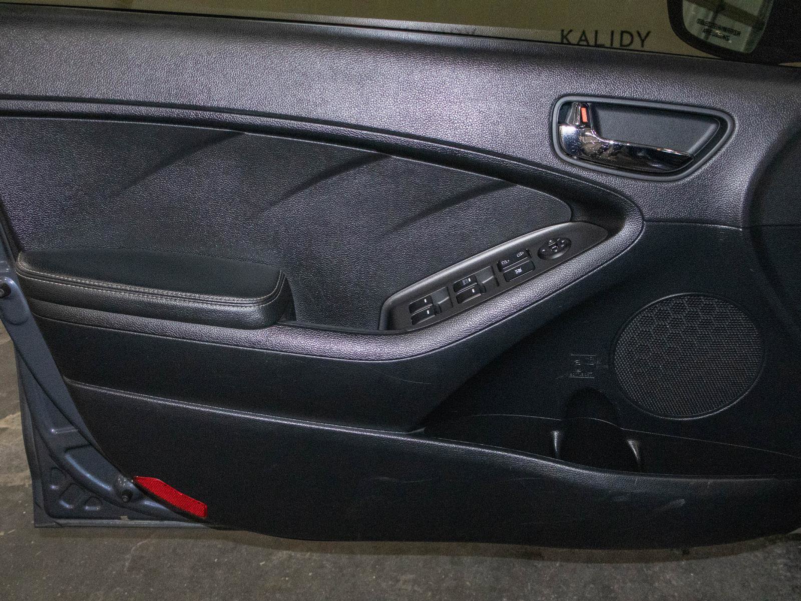 Used 2014 Kia Forte LX w/ Popular Package image 9