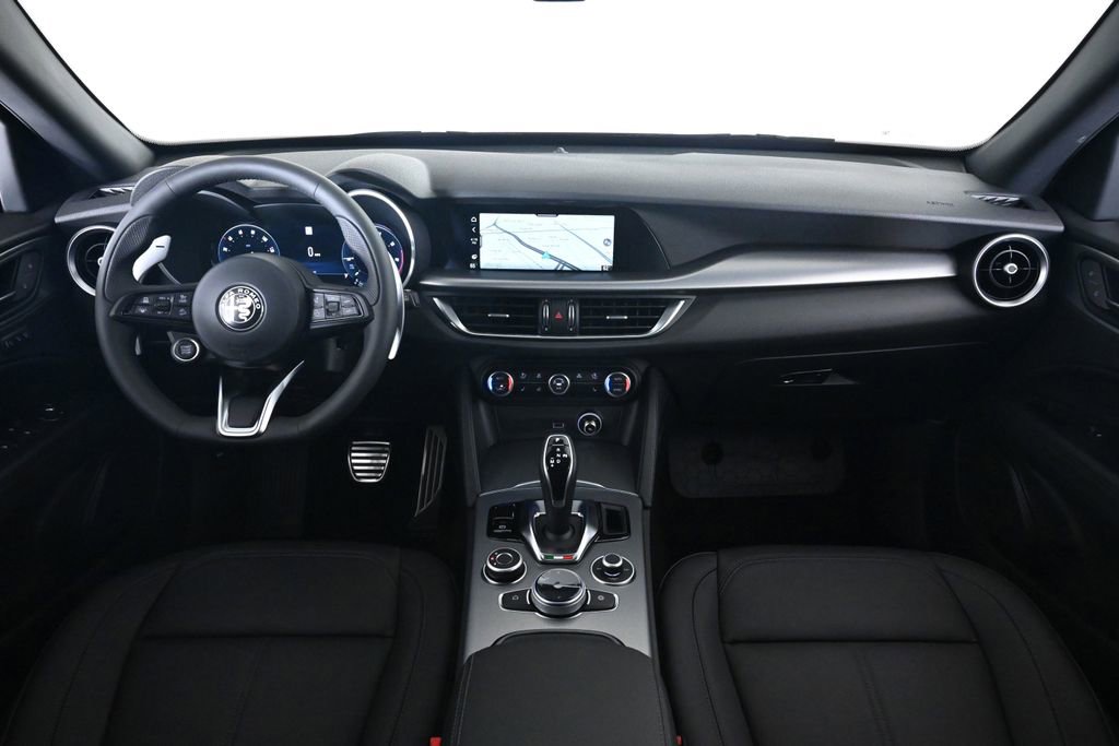 New 2025 Alfa Romeo Stelvio Sprint w/ Convenience Package AWD/4WD image 9