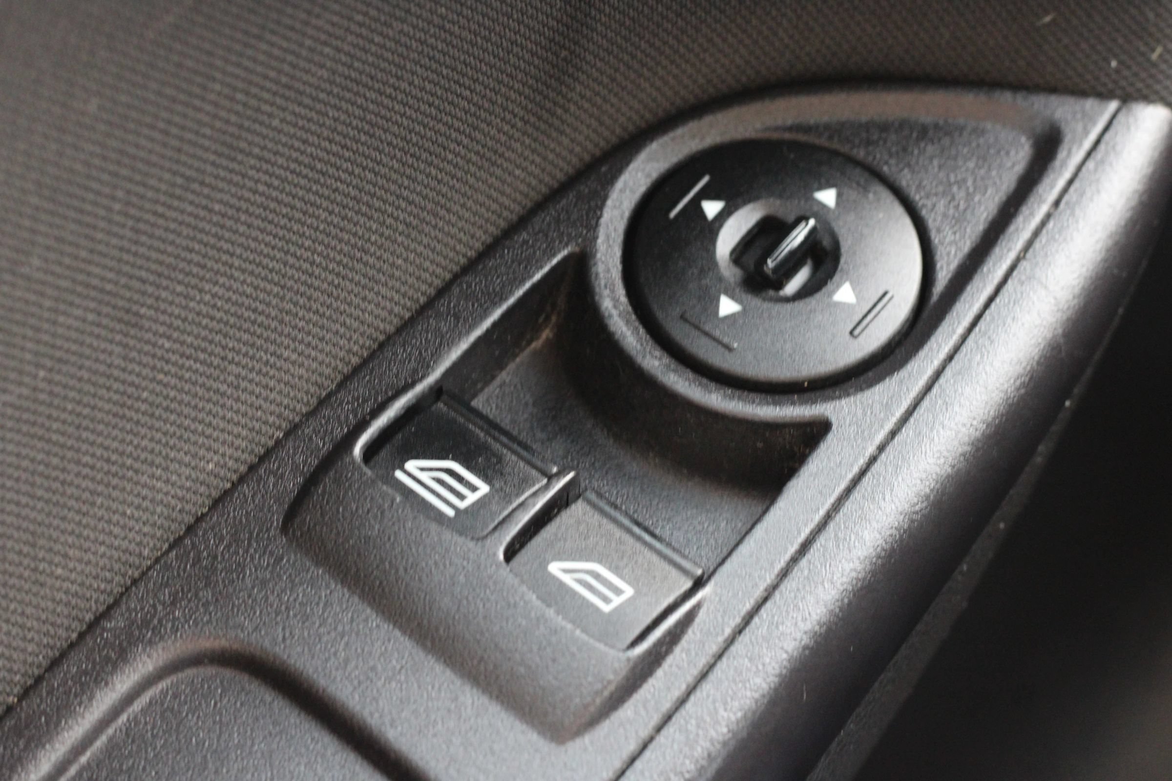 Used 2017 Ford Focus S FWD image 20
