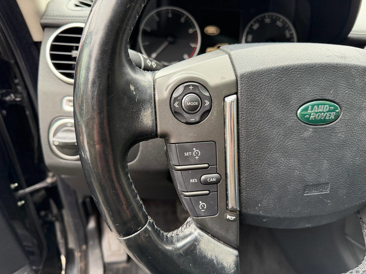 Used 2013 Land Rover LR4 HSE AWD/4WD image 20