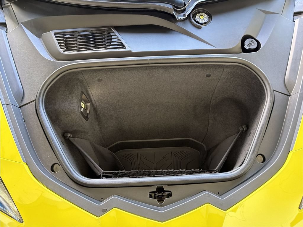 Certified 2022 Chevrolet Corvette Stingray Premium Cpe w/ Z51 Performance Package RWD image 34